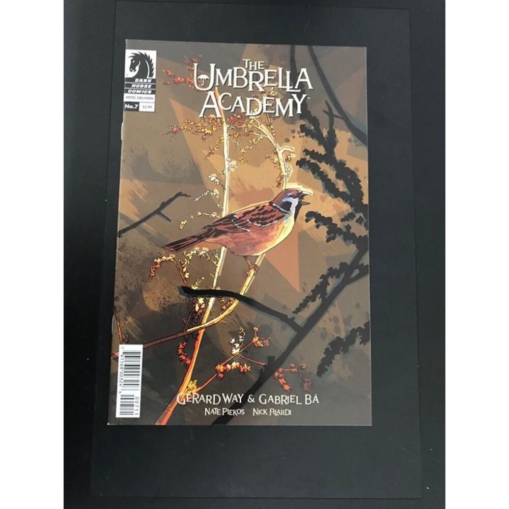 UMBRELLA ACADEMY HOTEL OBLIVION 7 1ST APP SPARROW ACADEMY DARK HORSE 2019 VF